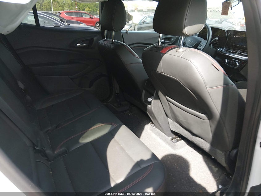 2025 Chevrolet Trax VIN KL77LJEP5SC095820 IAAI salvage auction — RIGHT SIDE, Salvage (New Jersey), sold $5,450 on 2026-07-13 (photo 8)