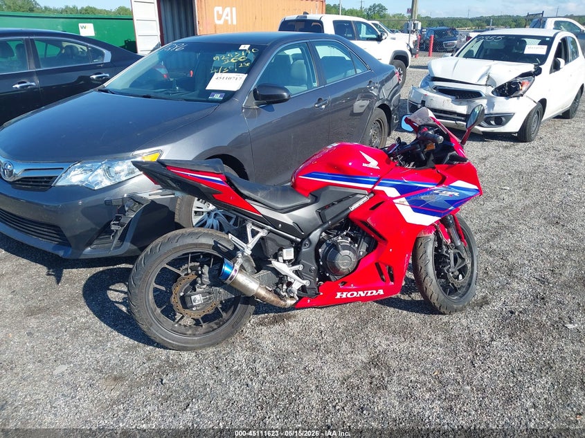 2025 Honda Cbr VIN MLHPC7059S5102510 IAAI salvage auction — LEFT FRONT, Salvage - Greater Than 75% (Maryland), sold $1,650 on 2026-07-15 (photo 5)