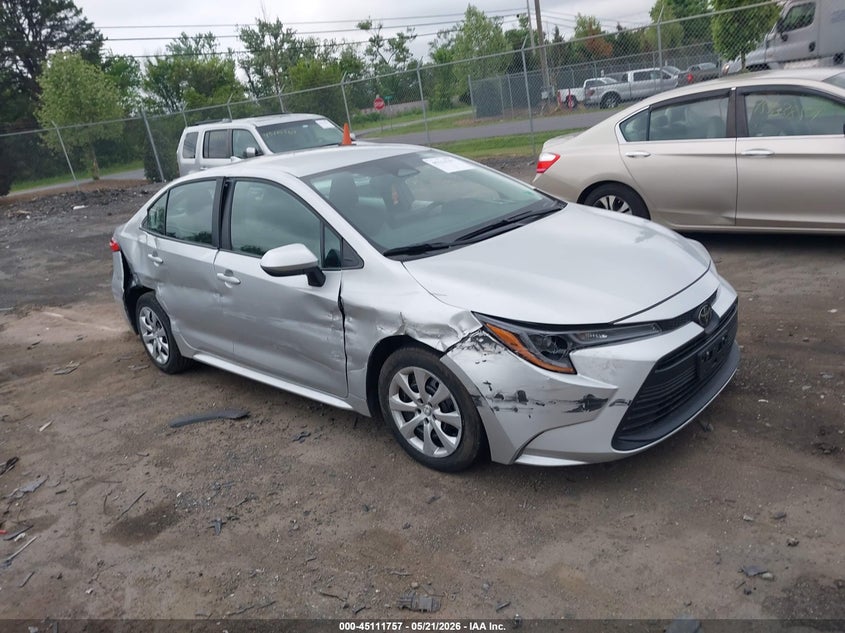 2025 Toyota Corolla VIN 5YFB4MDE4SP353862 IAAI salvage auction — RIGHT SIDE, Salvage (Virginia), sold $5,900 on 2026-07-14 (photo 1)