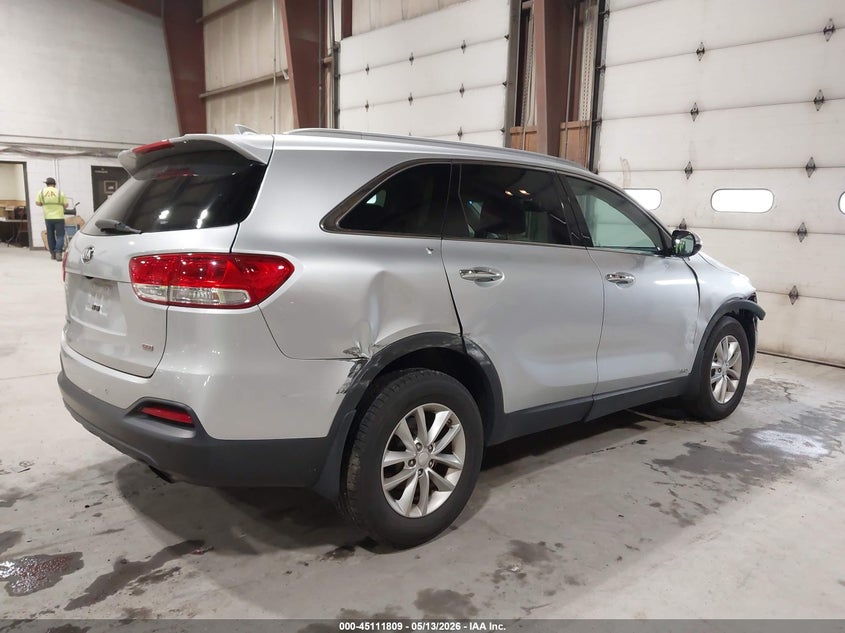 2017 Kia Sorento VIN 5XYPGDA34HG329218 IAAI salvage auction — FRONT END, Salvage Title, sold $1,750 on 2026-07-22 (photo 4)