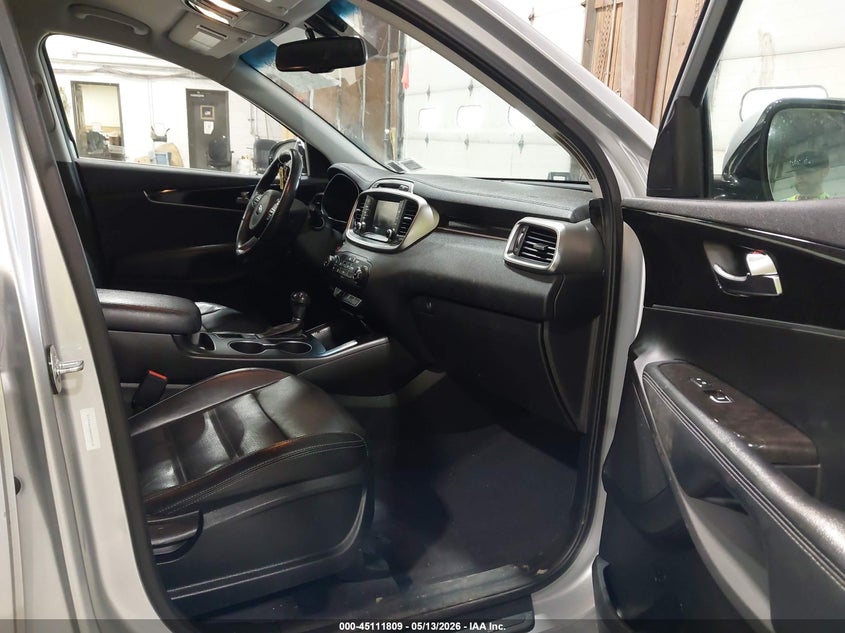2017 Kia Sorento VIN 5XYPGDA34HG329218 IAAI salvage auction — FRONT END, Salvage Title, sold $1,750 on 2026-07-22 (photo 5)