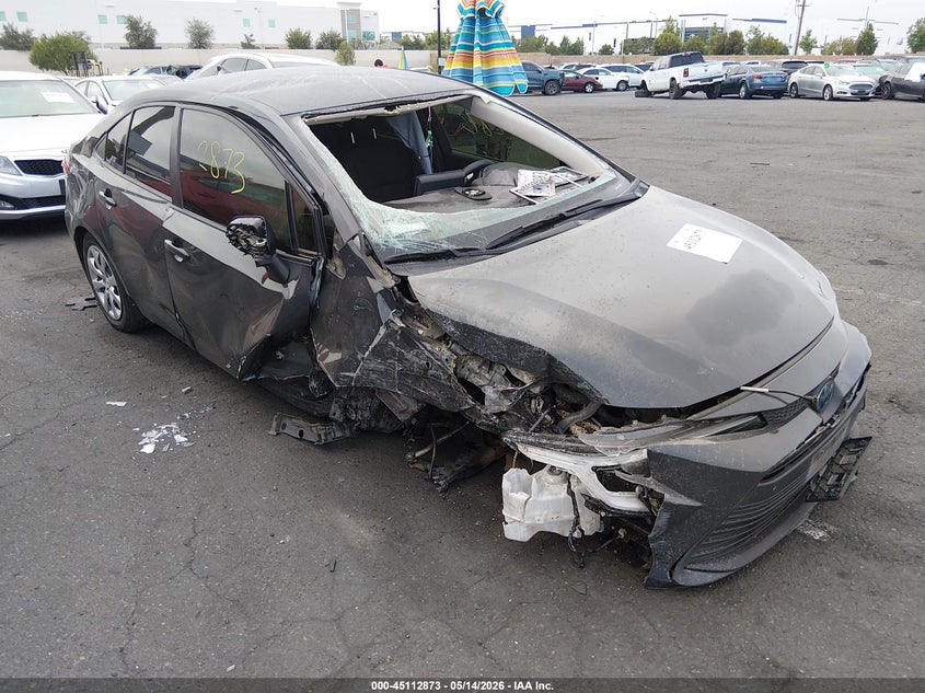 2024 Toyota Corolla VIN JTDBCMFE3R3052373 IAAI salvage auction — RIGHT FRONT, Non-Repairable Certificate (California), sold $1,050 on 2026-07-10 (photo 6)
