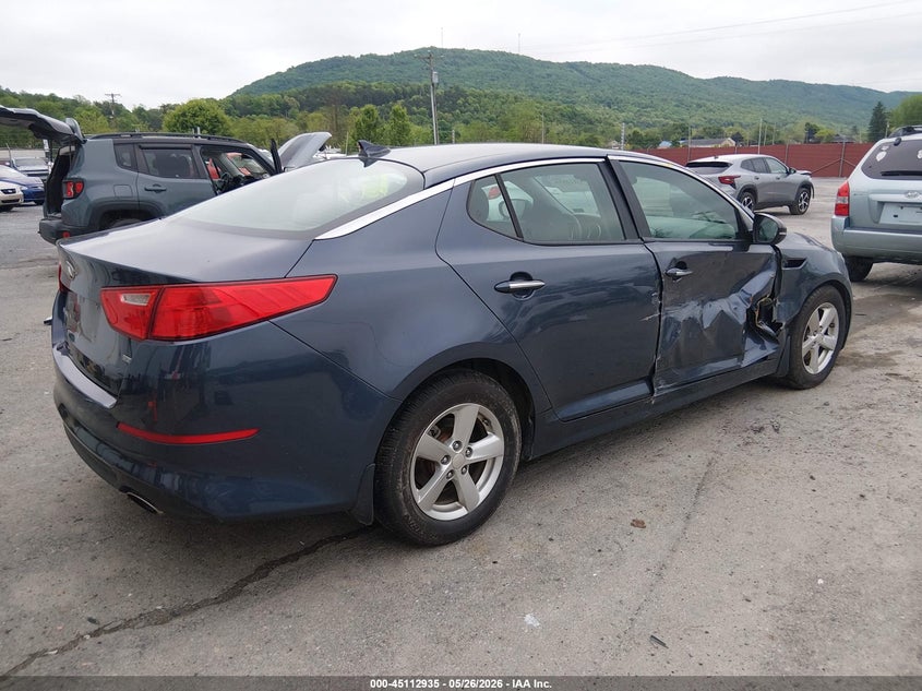 2015 Kia Optima VIN 5XXGM4A75FG485247 IAAI salvage auction — RIGHT SIDE, Salvage (Pennsylvania), sold $950 on 2026-08-01 (photo 4)