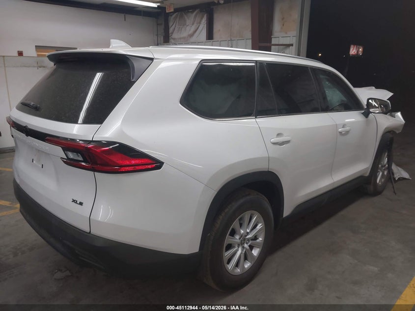 2024 Toyota Highlander VIN 5TDAAAA5XRS017979 IAAI salvage auction — FRONT END, Salvage (Arizona), sold $17,650 on 2026-07-14 (photo 4)