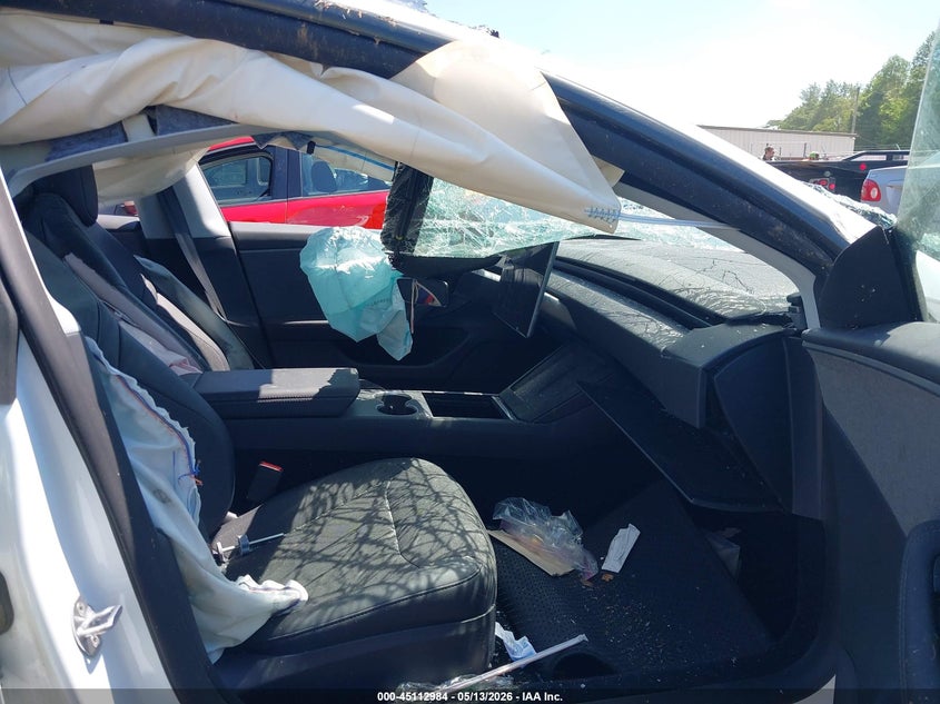 2025 Tesla Model 3 VIN 5YJ3E1EAXSF135108 IAAI salvage auction — ROLLOVER, Salvage (North Carolina), sold $3,575 on 2026-07-09 (photo 5)