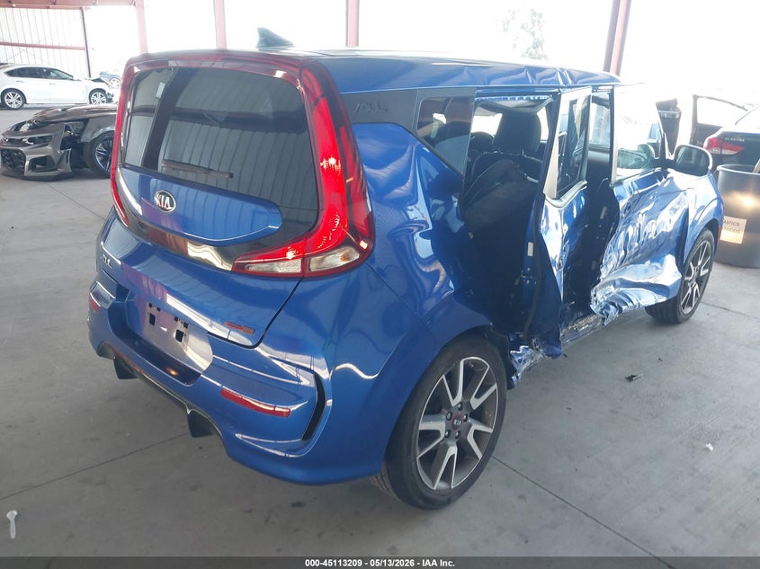 2021 Kia Soul VIN KNDJ63AU0M7761291 IAAI salvage auction — RIGHT SIDE, Salvage (California), sold $2,500 on 2026-07-07 (photo 4)