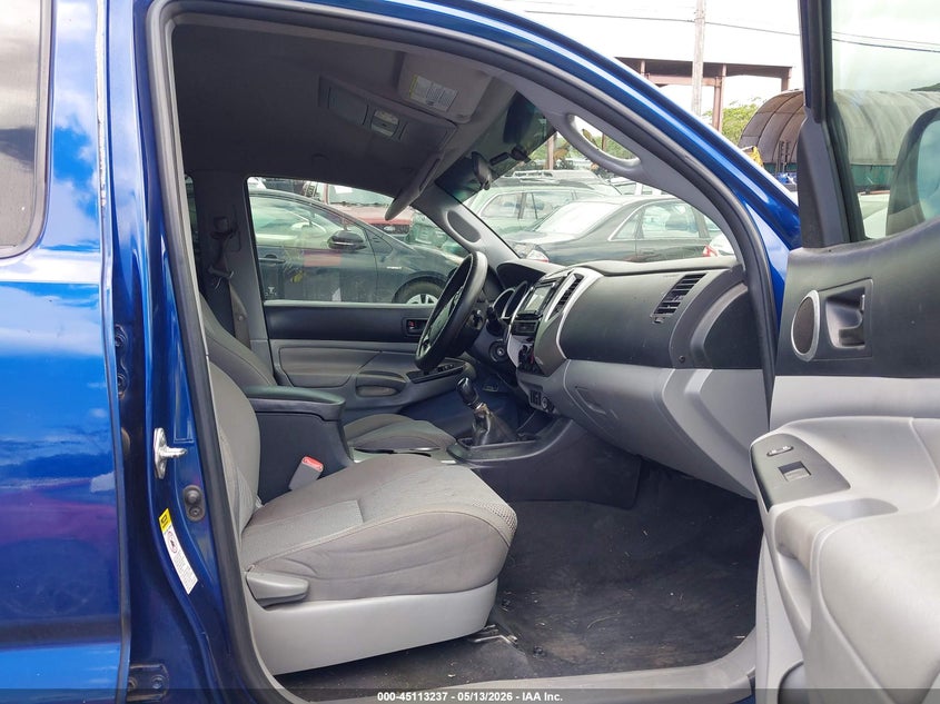 2015 Toyota Tacoma VIN 5TFLU4EN4FX131686 IAAI salvage auction — LEFT & RIGHT, Salvage (Hawaii), sold $1,250 on 2026-07-28 (photo 5)