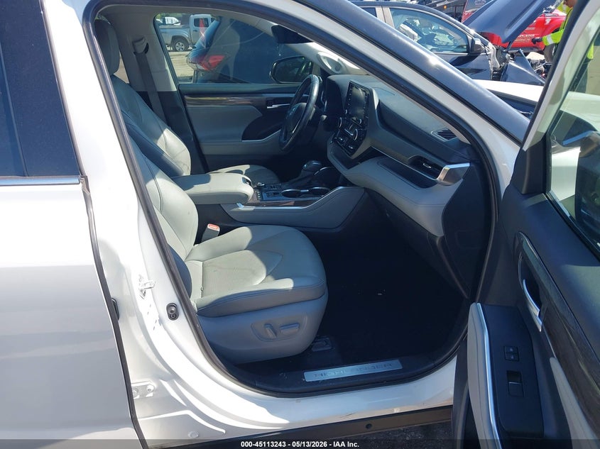 2020 Toyota Highlander VIN 5TDDZRBH1LS045531 IAAI salvage auction — ROOF, Original (Texas), sold $14,000 on 2026-07-23 (photo 5)