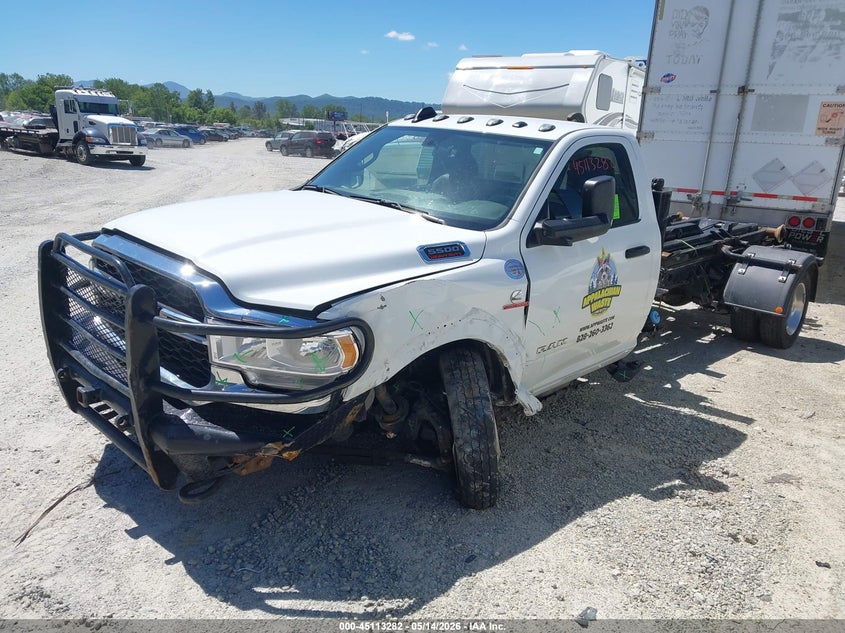 2022 Ram 5500 VIN 3C7WRNCL9NG373952 IAAI salvage auction — LEFT FRONT, Salvage (North Carolina), sold $17,700 on 2026-08-12 (photo 2)