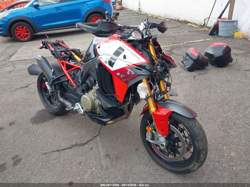2023 Ducati Multistrada VIN ZDMAALVW8PB014859 IAAI salvage auction — LEFT FRONT, Salvage (Oregon), sold $7,625 on 2026-08-06 (photo 1)