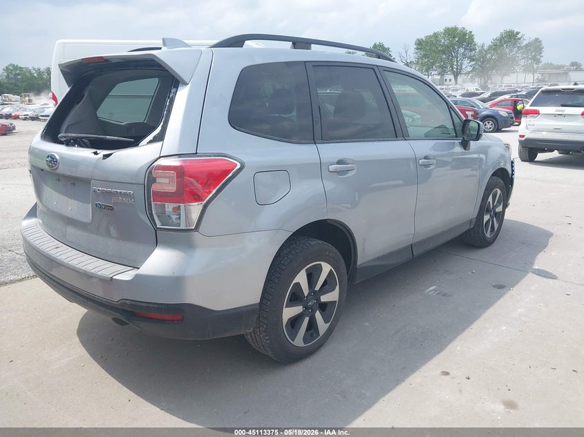 2017 Subaru Forester VIN JF2SJAGC9HH571853 IAAI salvage auction — HAIL, Clear (Missouri), sold $1,000 on 2026-07-13 (photo 4)