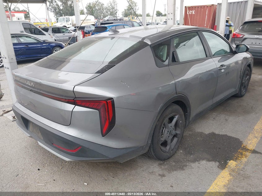 2025 Kia K4 VIN 3KPFT4DE0SE162249 IAAI salvage auction — RIGHT FRONT, Salvage Title, sold $7,600 on 2026-08-19 (photo 4)