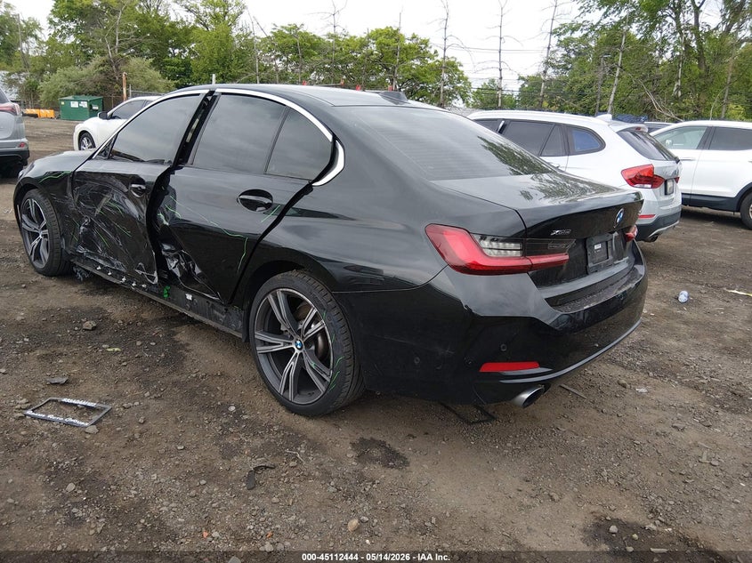 2024 BMW 3er VIN 3MW89FF03R8E17308 IAAI salvage auction — LEFT SIDE, Salvage (New Jersey), sold $12,200 on 2026-07-29 (photo 3)