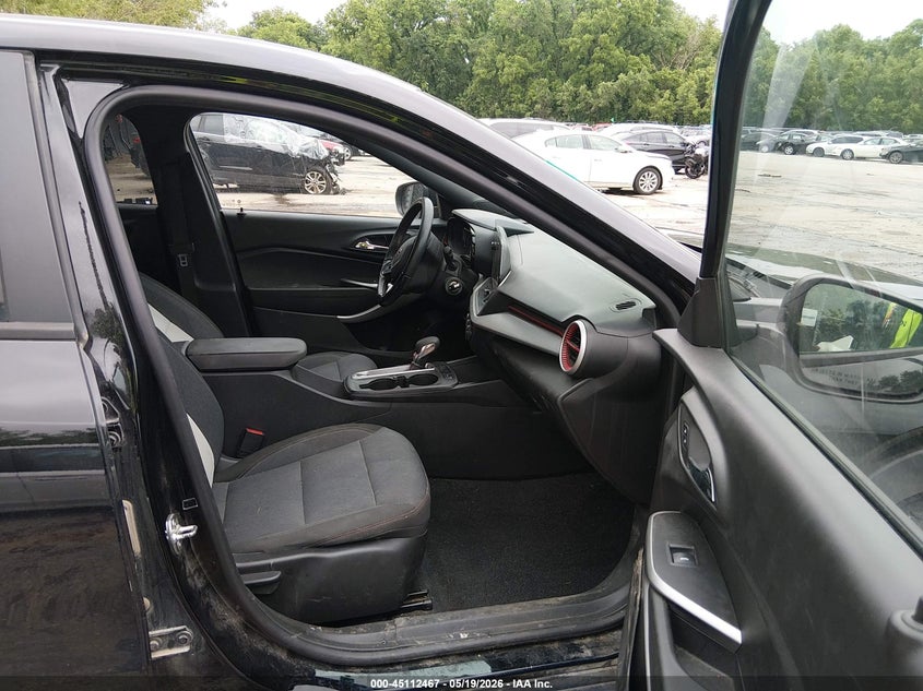 2024 Chevrolet Trax VIN KL77LGE25RC109961 IAAI salvage auction — HAIL, Salvage (Kansas), sold $8,625 on 2026-07-22 (photo 5)