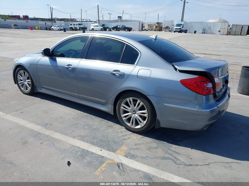 2014 Hyundai Genesis VIN KMHGC4DD8EU263679 IAAI salvage auction — REAR END, Salvage (California), sold $1,425 on 2026-07-29 (photo 3)