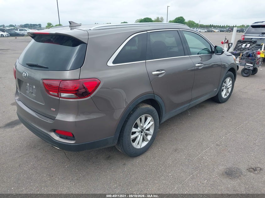 2019 Kia Sorento VIN 5XYPGDA35KG558854 IAAI salvage auction — HAIL, Salvage (Minnesota), sold $2,550 on 2026-07-20 (photo 4)