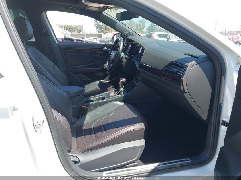 2022 Volkswagen Jetta VIN 3VW2T7BU5NM029391 IAAI salvage auction — LEFT FRONT, Salvage (California), sold $10,300 on 2026-08-19 (photo 5)