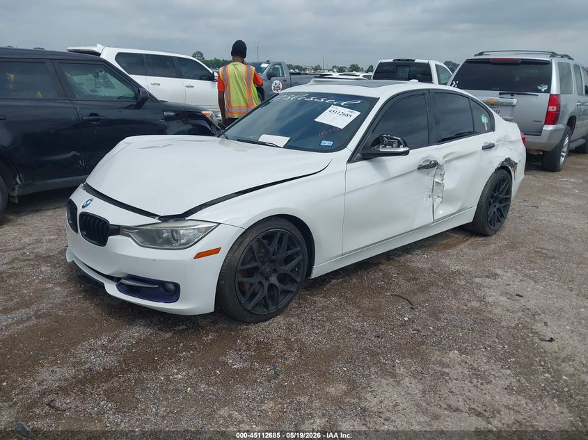 2014 BMW 3er VIN WBA3A9G57ENS65246 IAAI salvage auction — FRONT END, Salvage (Texas), sold $25 on 2026-07-28 (photo 2)