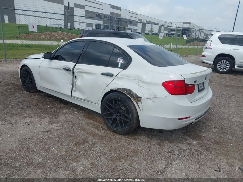 2014 BMW 3er VIN WBA3A9G57ENS65246 IAAI salvage auction — FRONT END, Salvage (Texas), sold $25 on 2026-07-28 (photo 3)