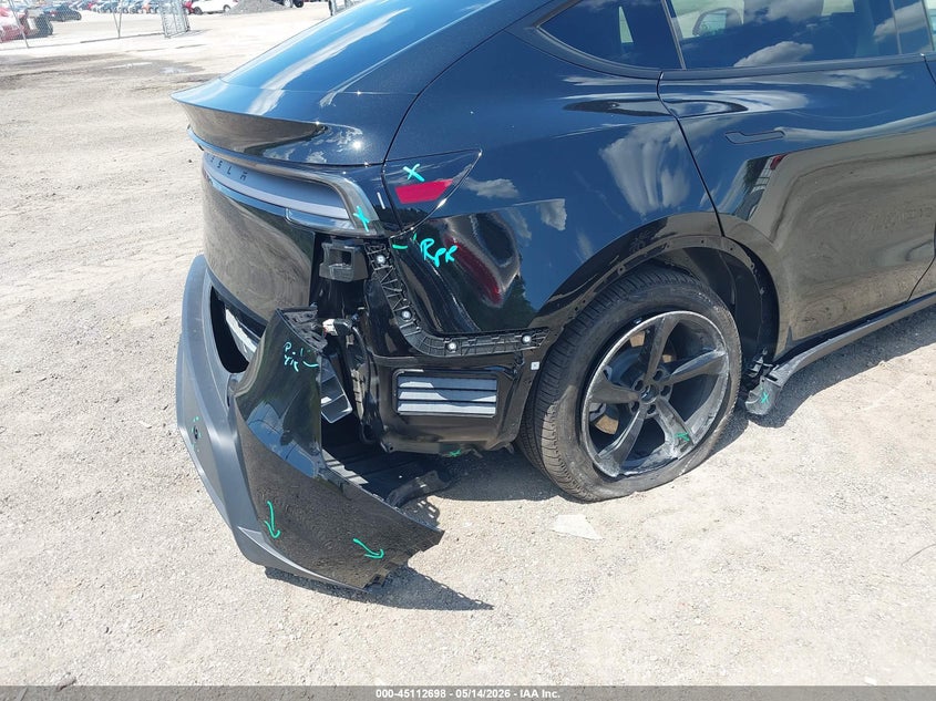 2026 Tesla Model y VIN 7SAYGDED9TA478876 IAAI salvage auction — REAR END, Salvage (Arizona), sold $17,600 on 2026-07-18 (photo 6)