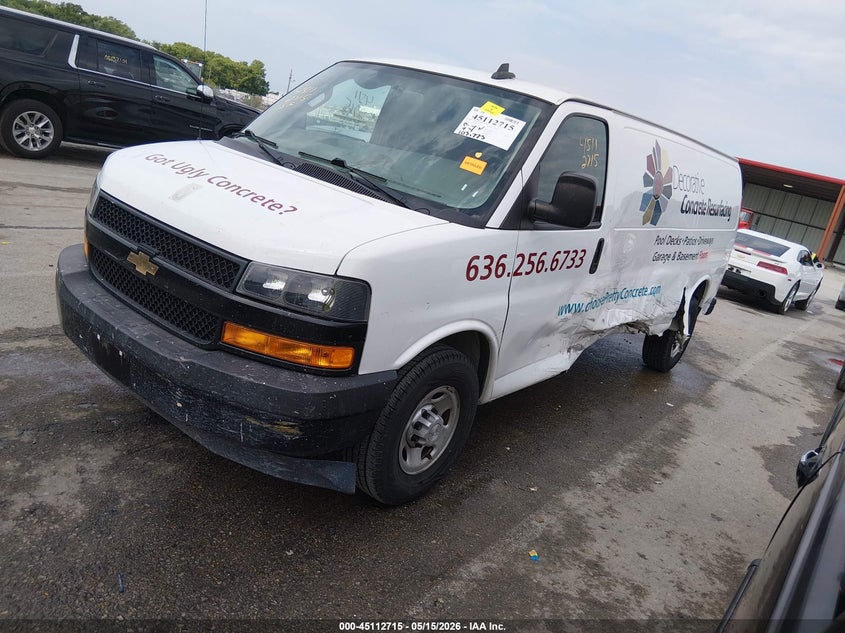 2019 Chevrolet Express VIN 1GCWGBFP5K1147529 IAAI salvage auction — SIDE, Salvage (Missouri), sold $2,800 on 2026-07-10 (photo 2)