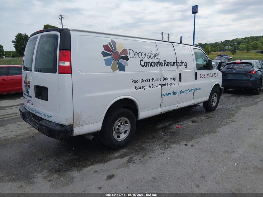 2019 Chevrolet Express VIN 1GCWGBFP5K1147529 IAAI salvage auction — SIDE, Salvage (Missouri), sold $2,800 on 2026-07-10 (photo 4)