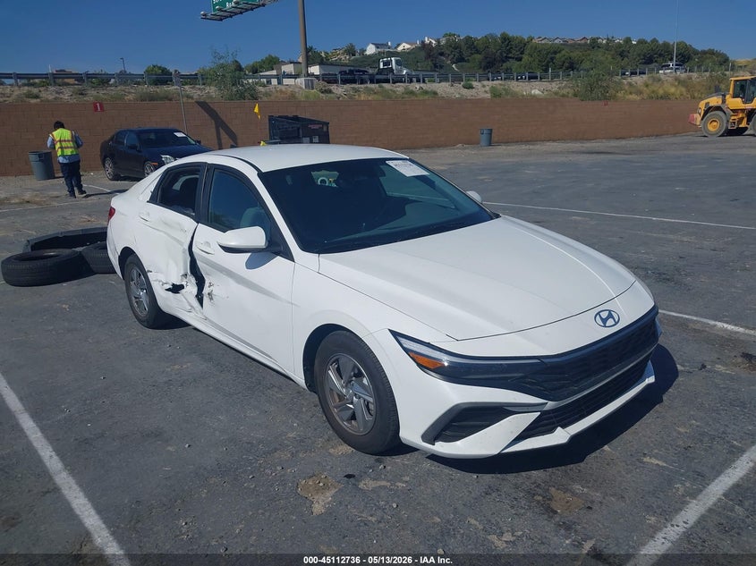 2024 Hyundai Elantra VIN KMHLL4DG8RU670903 IAAI salvage auction — RIGHT SIDE, Salvage (California), sold $4,900 on 2026-07-08 (photo 1)