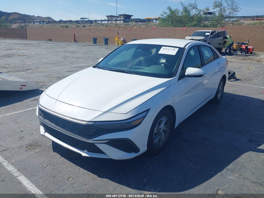 2024 Hyundai Elantra VIN KMHLL4DG8RU670903 IAAI salvage auction — RIGHT SIDE, Salvage (California), sold $4,900 on 2026-07-08 (photo 2)