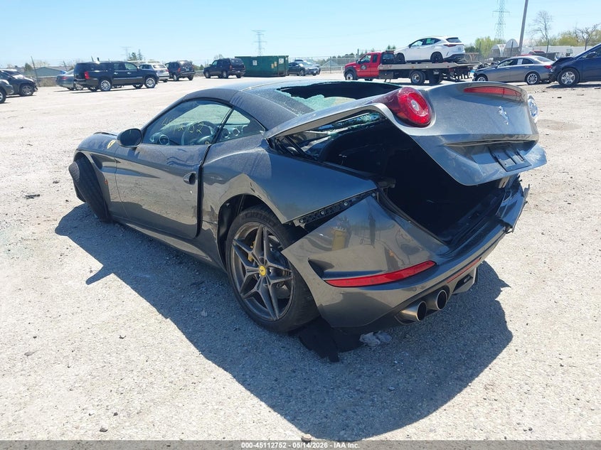 2018 Ferrari California VIN ZFF77XJA1J0228747 IAAI salvage auction — REAR END, Clear (Wisconsin), sold $35,150 on 2026-07-13 (photo 3)