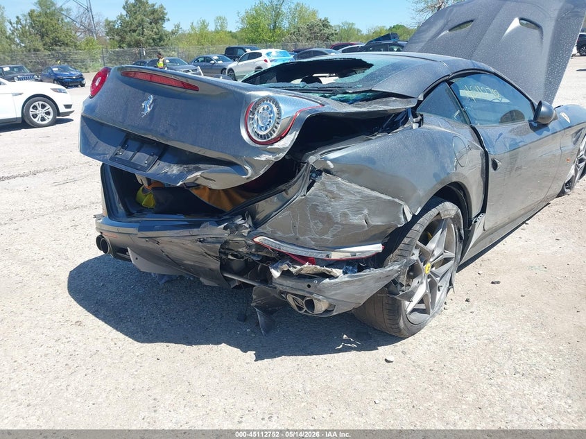 2018 Ferrari California VIN ZFF77XJA1J0228747 IAAI salvage auction — REAR END, Clear (Wisconsin), sold $35,150 on 2026-07-13 (photo 6)
