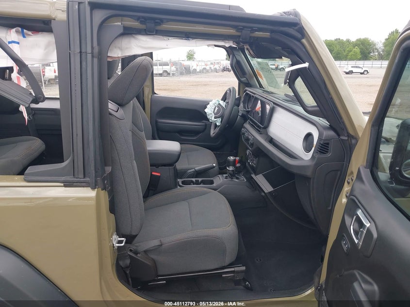 2025 Jeep Wrangler / VIN 1C4PJXAN5SW553175 IAAI salvage auction — ROLLOVER, Certificate Of Destruction (Florida), sold $7,100 on 2026-07-29 (photo 5)