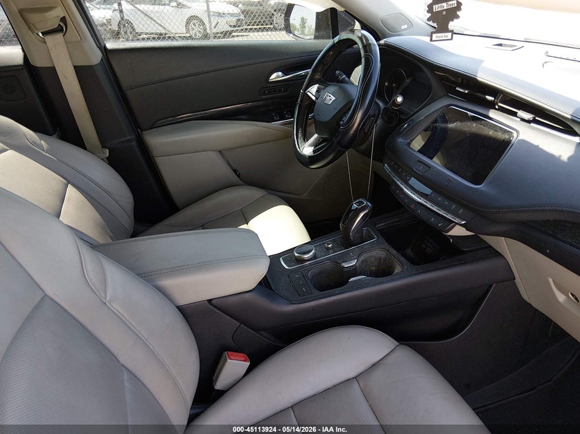2019 Cadillac Xt4 VIN 1GYFZDR40KF130464 IAAI salvage auction — SIDE, Salvage Title, sold $5,800 on 2026-08-02 (photo 5)