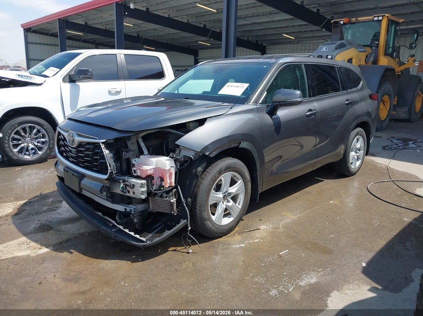 2022 Toyota Highlander VIN 5TDBZRBH6NS195810 IAAI salvage auction — LEFT FRONT, Salvage (Nebraska), sold $15,575 on 2026-07-09 (photo 2)
