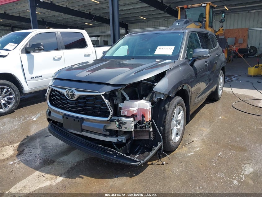 2022 Toyota Highlander VIN 5TDBZRBH6NS195810 IAAI salvage auction — LEFT FRONT, Salvage (Nebraska), sold $15,575 on 2026-07-09 (photo 6)