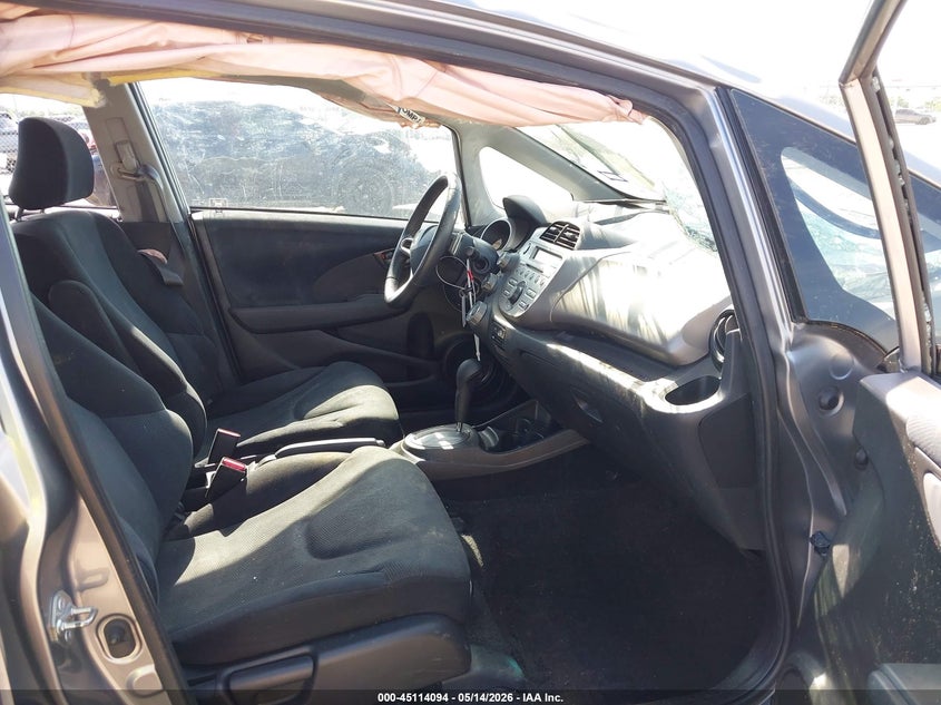 2009 Honda Fit VIN JHMGE88479S003354 IAAI salvage auction — ROLLOVER, Salvage (Texas), sold $350 on 2026-07-11 (photo 5)