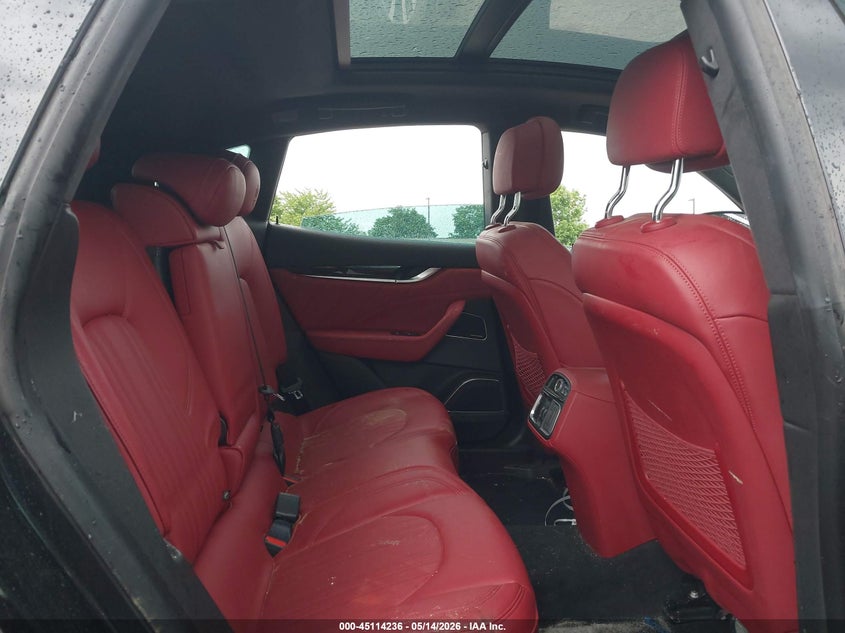 2023 Maserati Levante VIN ZN661XUA2PX411533 IAAI salvage auction — ENGINE DAMAGE, Salvage (Pennsylvania), sold $3,850 on 2026-07-10 (photo 8)