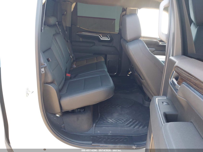 2026 Chevrolet Silverado VIN 3GCUKFED3TG304224 IAAI salvage auction — RIGHT FRONT, Salvage (Texas), sold $22,600 on 2026-07-30 (photo 8)