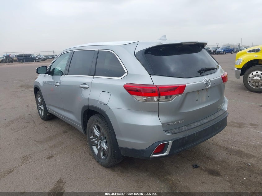 2017 Toyota Highlander VIN 5TDDZRFH8HS391738 IAAI salvage auction — HAIL, Regular (South Dakota), sold $10,300 on 2026-07-14 (photo 3)