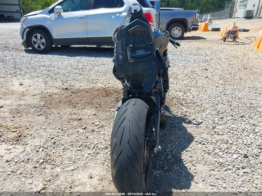 2026 Kawasaki Zx VIN JKBZXJJ16TA038191 IAAI salvage auction — FRONT & REAR, Salvage (Mississippi), sold $1,750 on 2026-07-17 (photo 6)