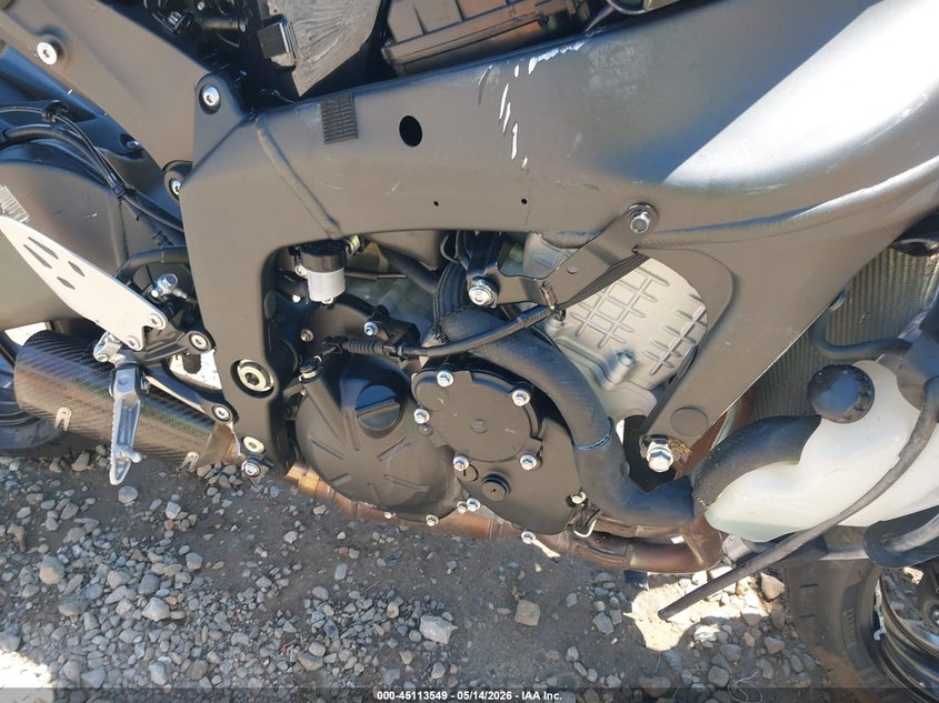 2026 Kawasaki Zx VIN JKBZXJJ16TA038191 IAAI salvage auction — FRONT & REAR, Salvage (Mississippi), sold $1,750 on 2026-07-17 (photo 8)