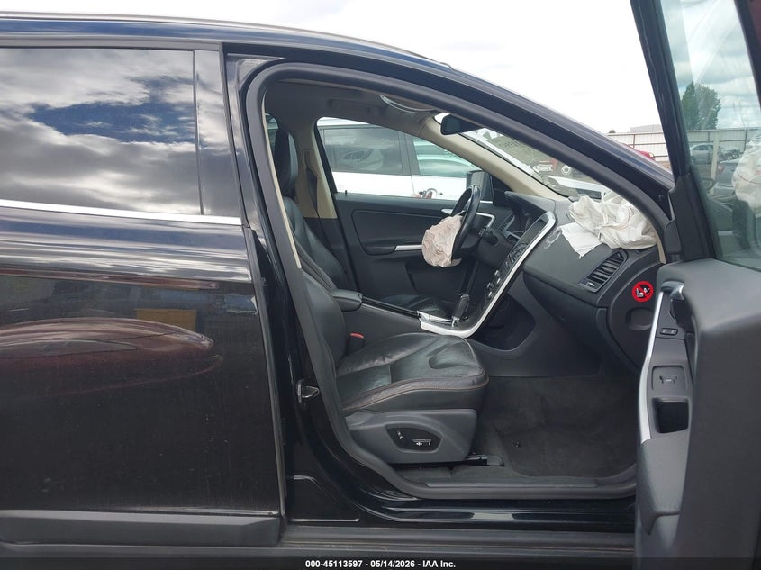 2011 Volvo Xc60 VIN YV4952DL0B2158352 IAAI salvage auction — FRONT END, Bill Of Sale (Washington), sold $325 on 2026-08-11 (photo 5)
