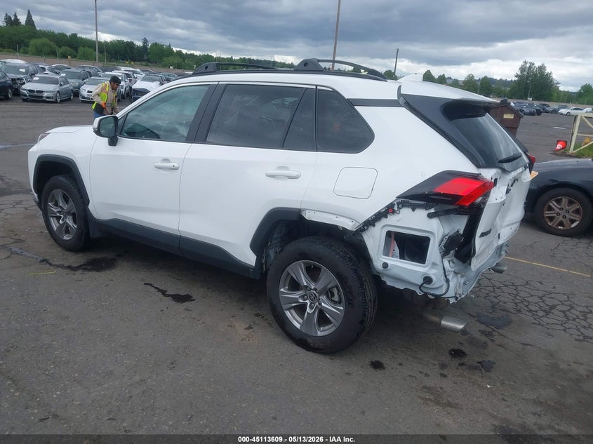 2024 Toyota Rav 4 VIN 2T3P1RFV2RC408707 IAAI salvage auction — REAR END, Salvage (Oregon), sold $12,100 on 2026-07-30 (photo 3)