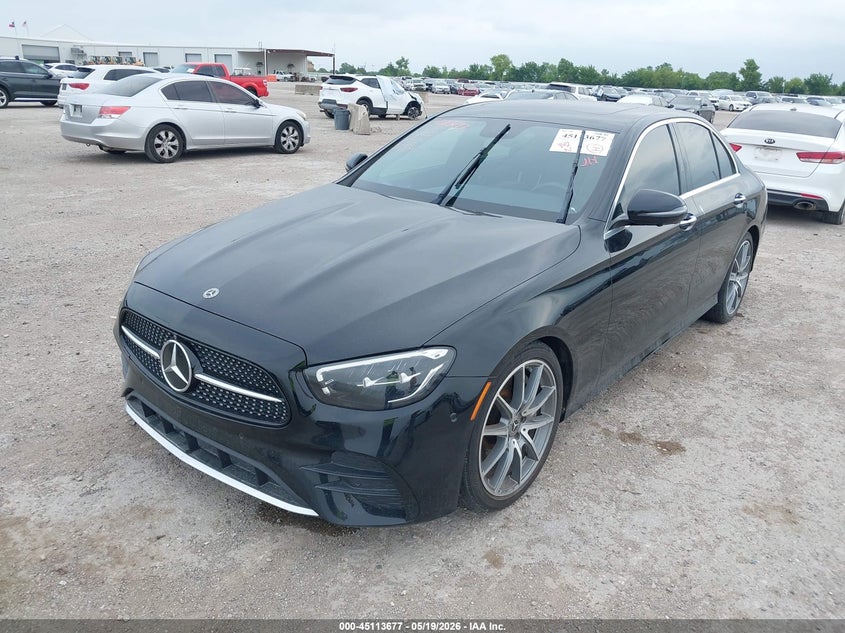 2021 Mercedes-benz E-klasse VIN W1KZF8DB6MA930524 IAAI salvage auction — WATER/FLOOD, Salvage (Texas), sold $12,100 on 2026-07-08 (photo 2)