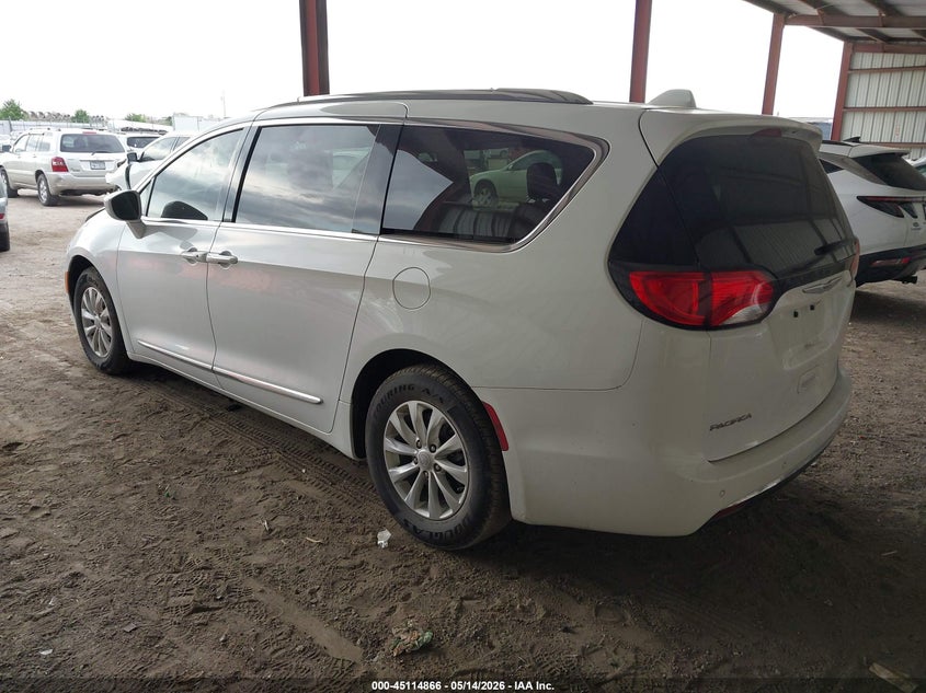 2018 Chrysler Pacifica VIN 2C4RC1BG6JR290427 IAAI salvage auction — FRONT END, Salvage (Nebraska), sold $2,450 on 2026-07-24 (photo 3)
