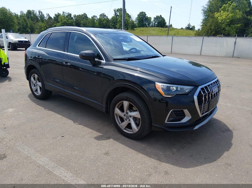 2020 Audi Q3 VIN WA1AECF39L1021463 IAAI salvage auction — LEFT SIDE, Salvage (Mississippi), sold $4,300 on 2026-08-15 (photo 1)