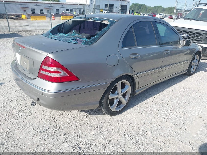2006 Mercedes-benz C-klasse VIN WDBRF52H66F793881 IAAI salvage auction — HAIL, Clear (Missouri), sold $250 on 2026-07-06 (photo 4)