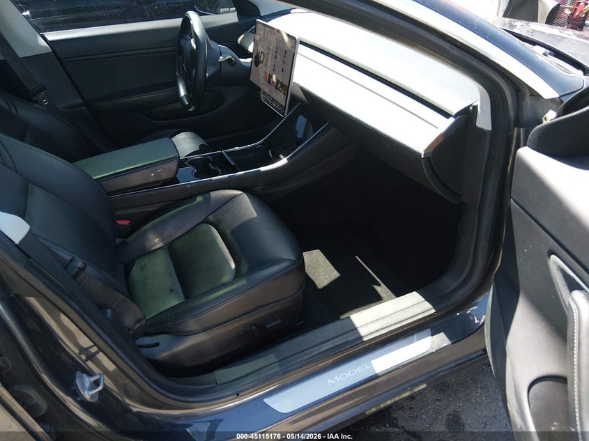 2018 Tesla Model 3 VIN 5YJ3E1EB5JF119647 IAAI salvage auction — LEFT SIDE, Salvage (Utah), sold $6,600 on 2026-07-16 (photo 5)