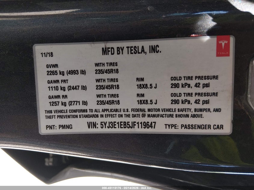 2018 Tesla Model 3 VIN 5YJ3E1EB5JF119647 IAAI salvage auction — LEFT SIDE, Salvage (Utah), sold $6,600 on 2026-07-16 (photo 9)