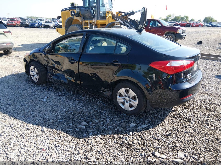 2015 Kia Forte VIN KNAFK4A63F5320601 IAAI salvage auction — SIDE, Salvage (West Virginia), sold $450 on 2026-07-08 (photo 3)