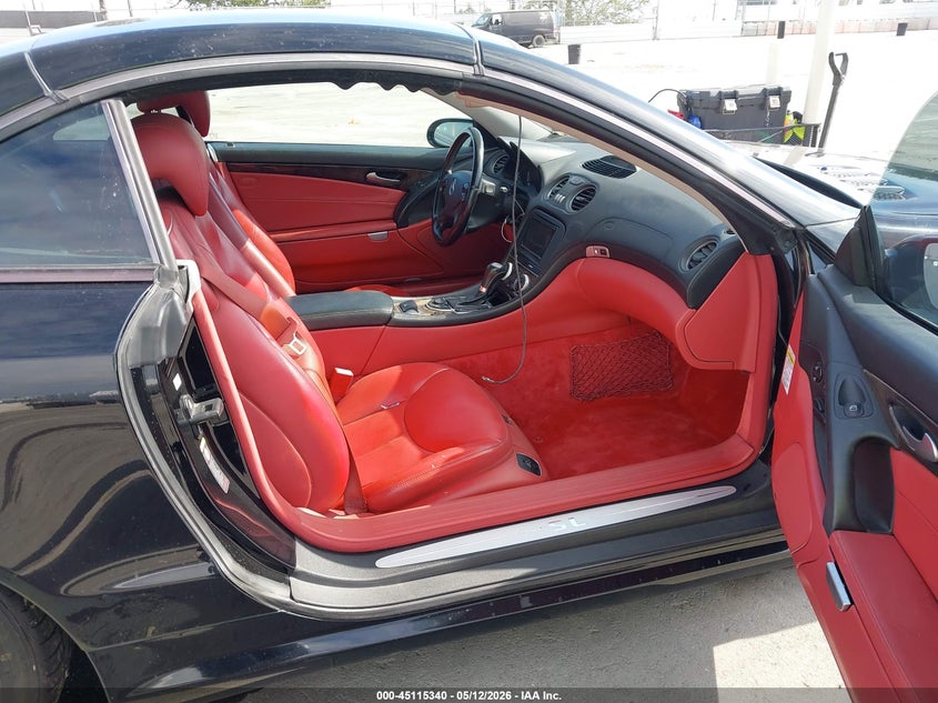 2006 Mercedes-benz Sl-class VIN WDBSK75F36F115625 IAAI salvage auction — NORMAL WEAR, Clear - Dealer Only (California), sold $1,450 on 2026-08-19 (photo 5)